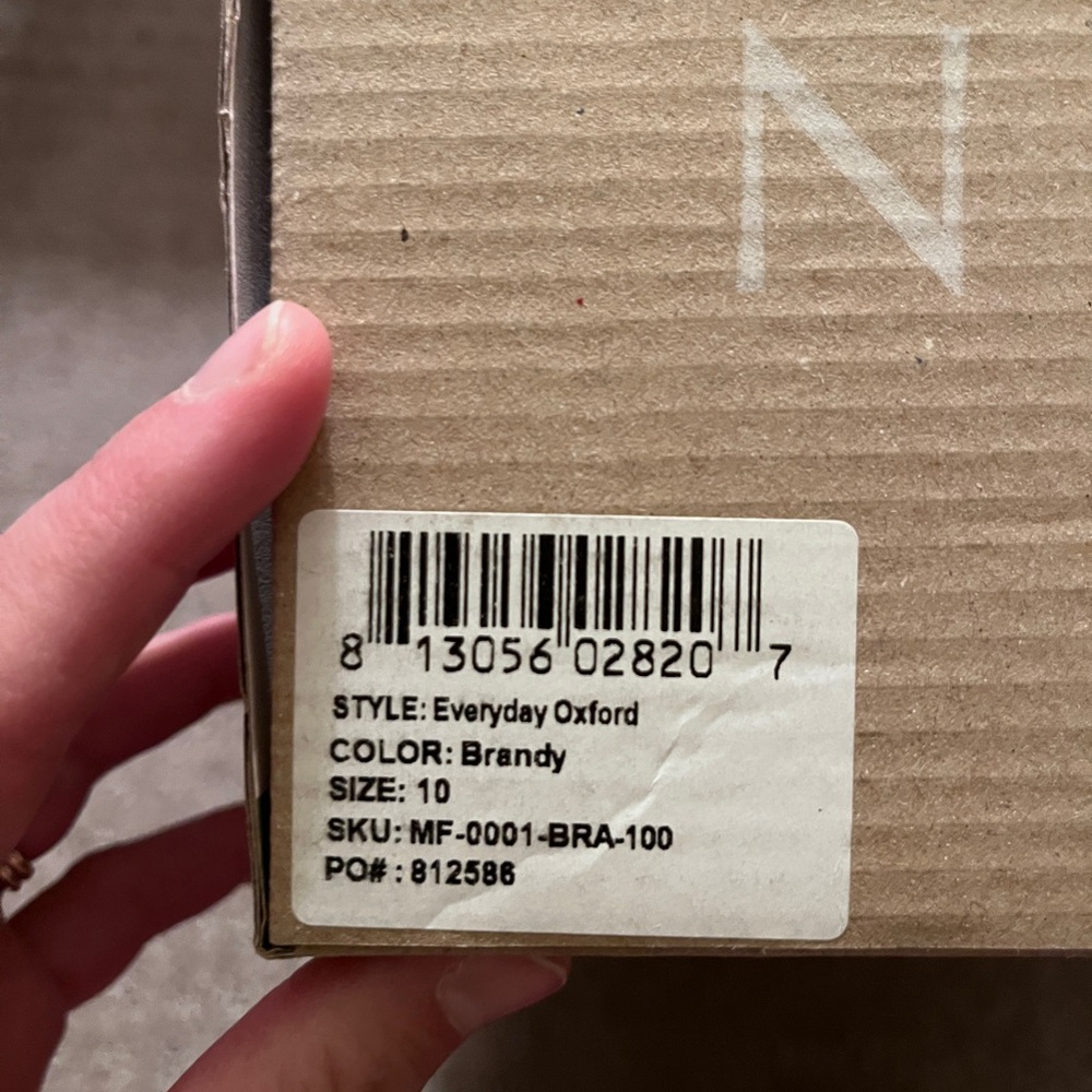 NEW IN BOX Nisolo Men’s Oxford - Picture 4 of 5